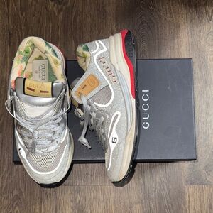 Gucci Ultrapace Sneakers